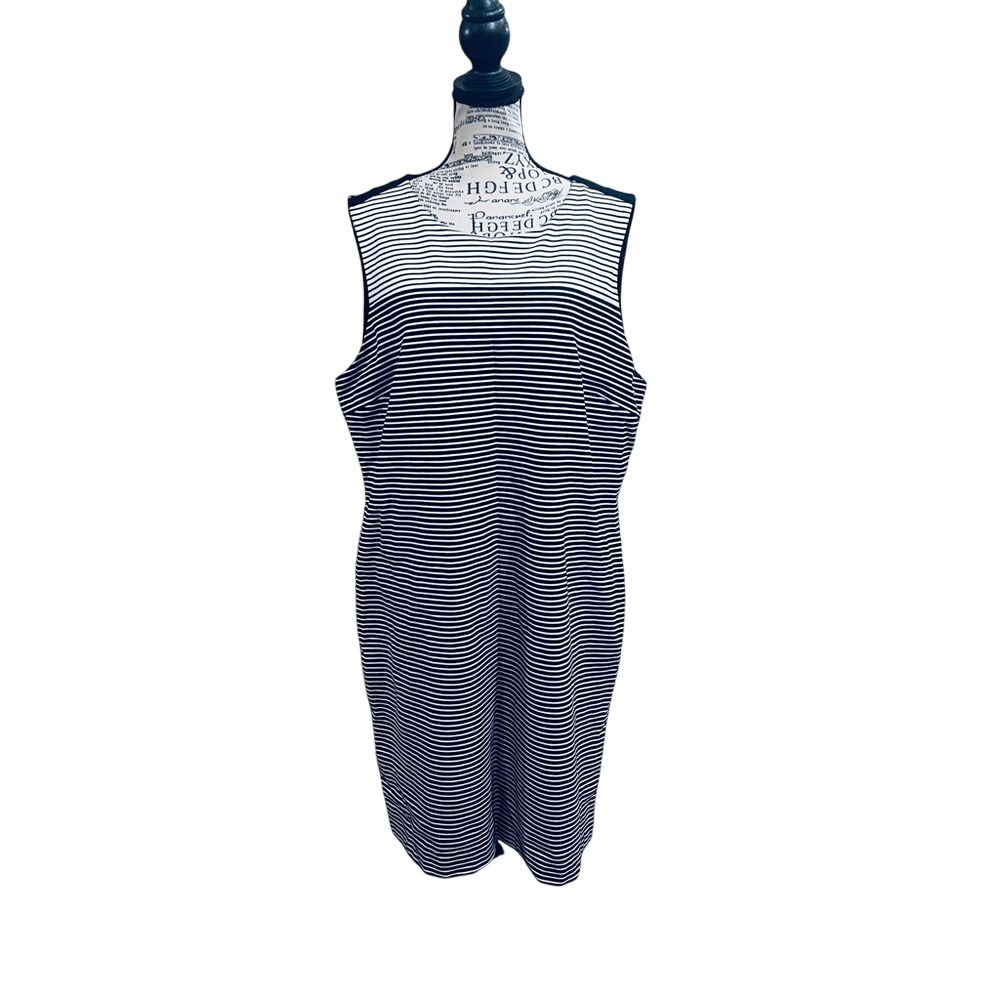 Isaac Mizrahi Black and White‎ Striped Midi Dress